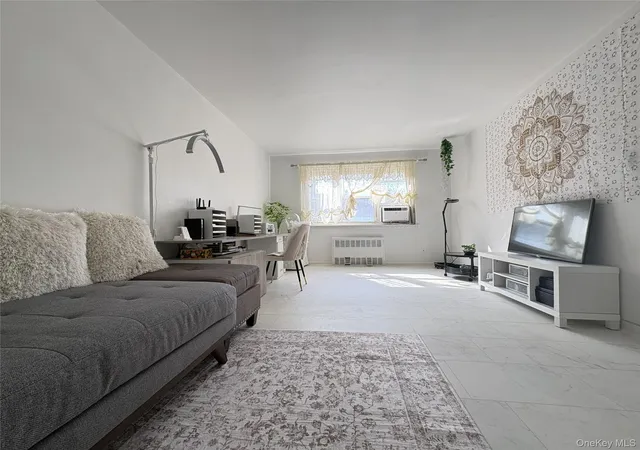 2nd image of 31 90 140th St #1L, Flushing, NY 11354 | MLS# 995728
