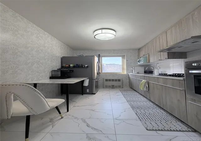 4th image of 31-90 140Th St #1L, Flushing, NY 11354 | MLS# 995728