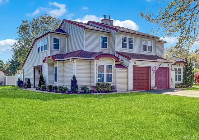 1st image of 19 Delaware Ct, Coram, NY 11727 | MLS# 995764