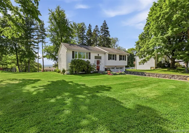 Homes for sale in Yorktown, NY | 3499 Katrina Dr, Yorktown, NY 10598 | MLS# 995800