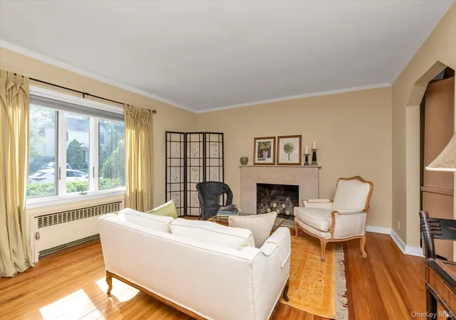 3rd image of 15 Purdue Rd, Glen Cove, NY 11542 | MLS# 995801