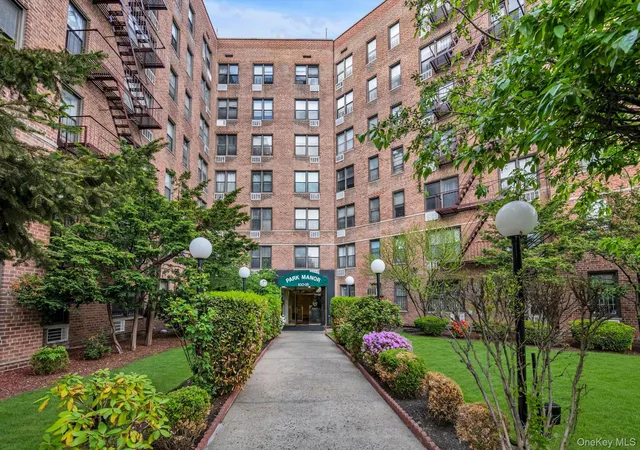 1st image of 100 25 Queens Blvd #6E, Forest Hills, NY 11375 | MLS# 995819