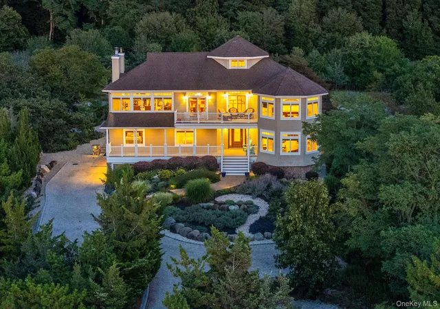 1st image of 790 N Sea Dr, Southold, NY 11971 | MLS# 995842
