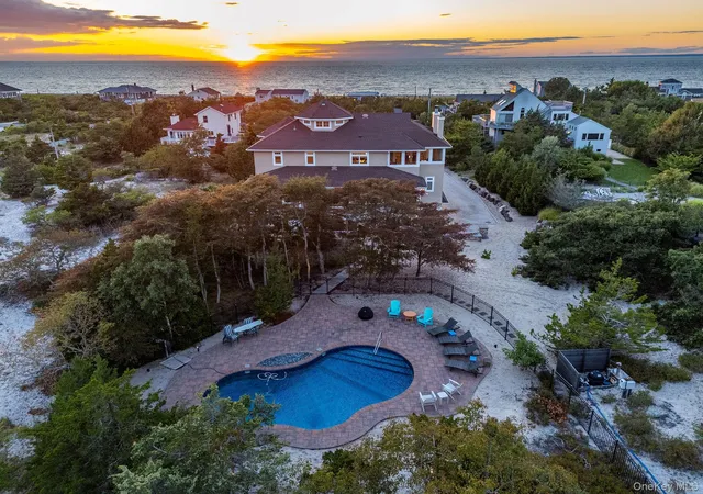3rd image of 790 N Sea Dr, Southold, NY 11971 | MLS# 995842