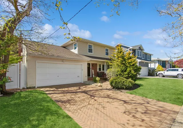 Photo 2 of Single family home for sale at 112 Ivy Ln, Hempstead, NY 11561 | MLS# 995917 | Listing updated on 2026-08-29