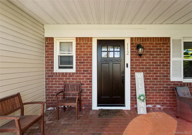Photo 3 of Single family home for sale at 112 Ivy Ln, Hempstead, NY 11561 | MLS# 995917 | Listing updated on 2026-08-29