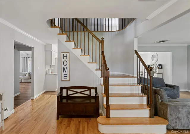 Photo 4 of Single family home for sale at 112 Ivy Ln, Hempstead, NY 11561 | MLS# 995917 | Listing updated on 2026-08-29