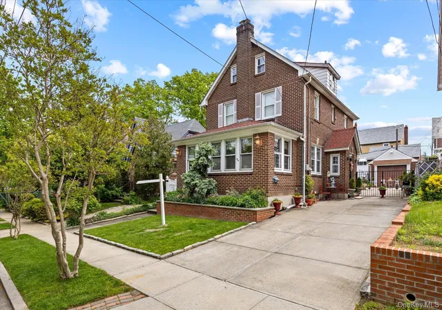 Photo 2 of Single family home for sale at 3221 168th Street, Flushing, NY 11358 | MLS# 995920 | Listing updated on 2026-09-21