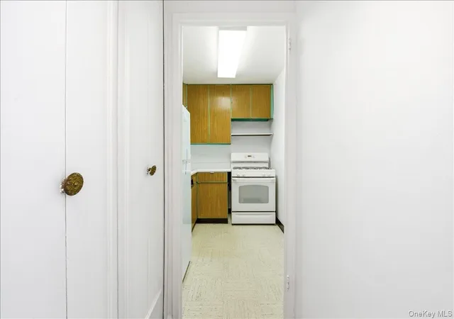 Photo 4 of Sale Pending at 110-11 Queens Blvd #6M, New York, NY 11375 | MLS# 995927 | Listing updated on 2026-08-24