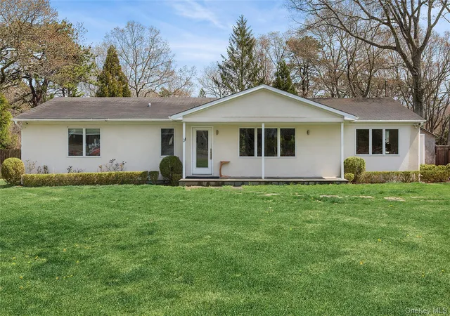 1st image of 3 Jones Rd, Hampton Bays, NY 11946 | MLS# 995963