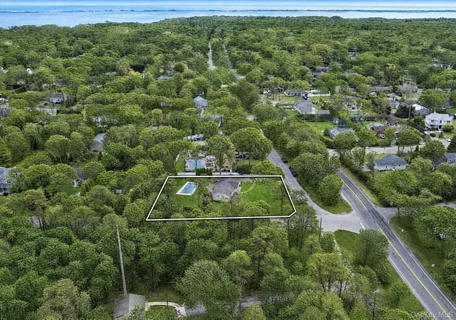 19th image of 3 Jones Rd, Hampton Bays, NY 11946 | MLS# 995963