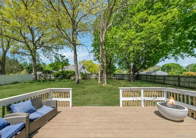 Photo 2 of Single family home for sale at 5 Oakwood Ave, Port Jefferson Station, NY 11776 | MLS# 996020 | Listing updated on 2026-10-01
