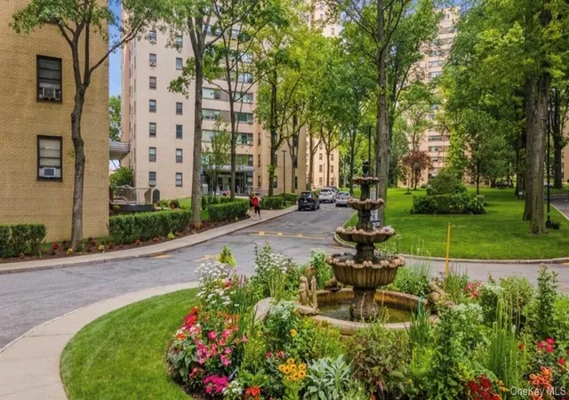 5th image of 5 Fordham Hill Oval #10D, New York, NY 10468 | MLS# 996025
