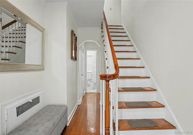 3rd image of 370 Summit Ave, Mount Vernon, NY 10552 | MLS# 996032