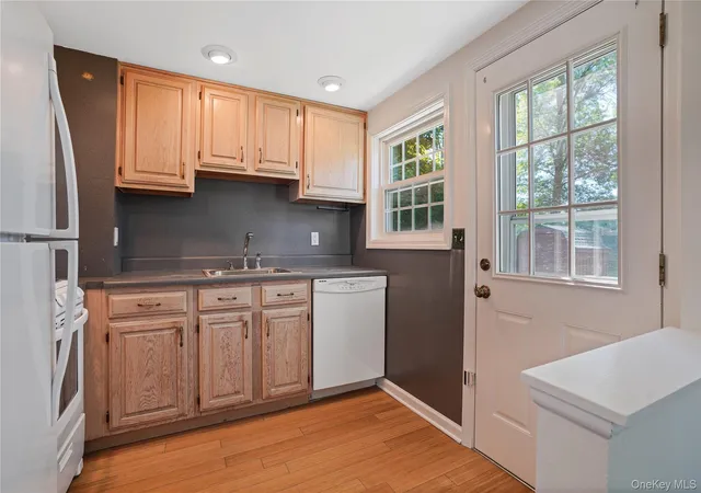 Homes for sale in Greenburgh, NY | 4 Ronny Cir, Greenburgh, NY 10706 | MLS# 996073