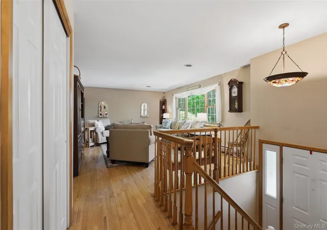 5th image of 10 Sabin Dr, Ramapo, NY 10901 | MLS# 996084