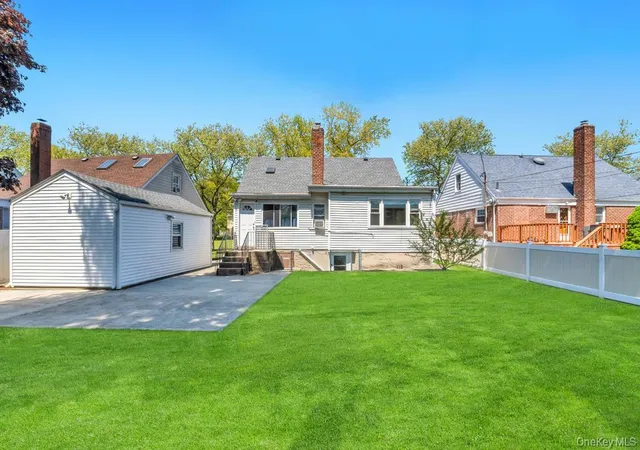 Photo 4 of Sale Pending at 445 Peninsula Blvd, Lynbrook, NY 11563 | MLS# 996229 | Listing updated on 2026-07-16