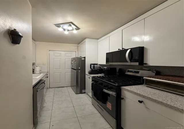 2nd image of The Fairview, New York, NY 11375