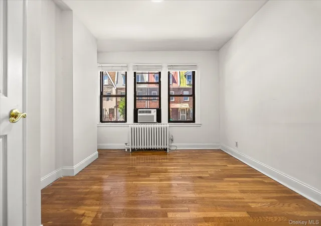 Photo 3 of Sale Pending at 2067 32nd Street, New York, NY 11105 | MLS# 996285 | Listing updated on 2026-07-29
