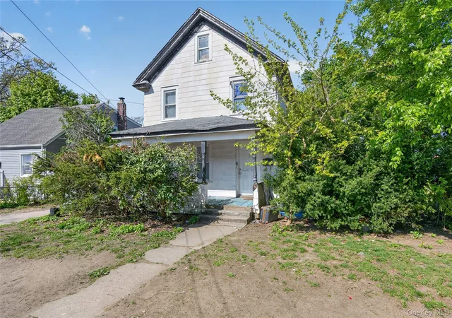 2nd image of 95 Rose Ave, Hempstead, NY 11575 | MLS# 996289