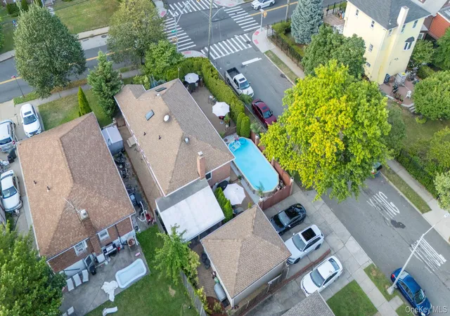 26th image of 14118 14th Ave, Whitestone, NY 11357 | MLS# 996290