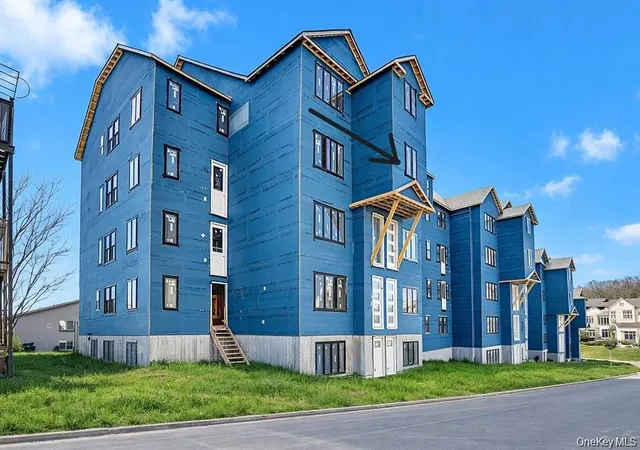 2nd image of 16 Chevron Rd #103, Monroe, NY 10950 | MLS# 996350