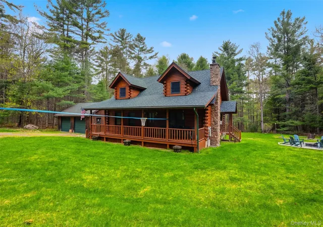 Homes for sale in Lumberland, NY | 924 Forestburgh Rd, Lumberland, NY 12737 | MLS# 996365