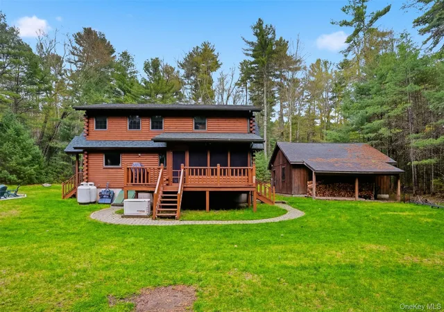 Homes for sale in Lumberland, NY | 924 Forestburgh Rd, Lumberland, NY 12737 | MLS# 996365