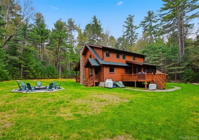 Homes for sale in Lumberland, NY | 924 Forestburgh Rd, Lumberland, NY 12737 | MLS# 996365