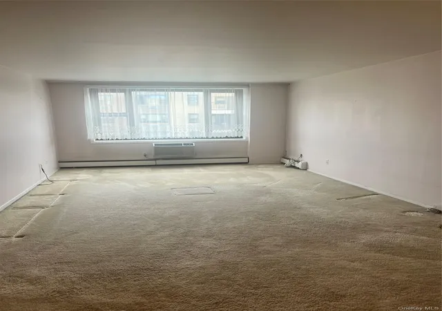 Photo 4 of Sale Pending at 35 Stewart #601, Mount Kisco, NY 10549 | MLS# 996427 | Listing updated on 2026-08-12