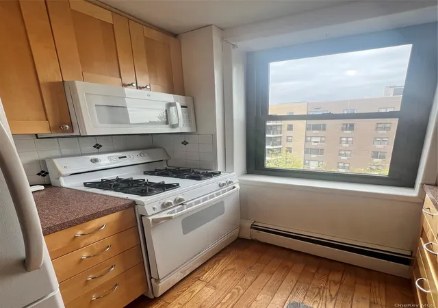 Photo 5 of Sale Pending at 35 Stewart #601, Mount Kisco, NY 10549 | MLS# 996427 | Listing updated on 2026-08-12