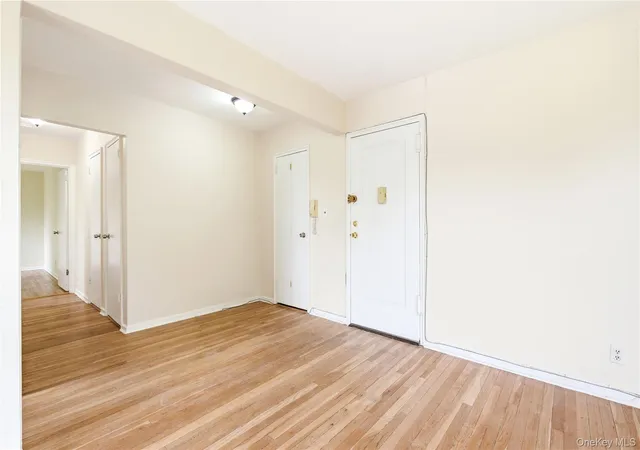 3rd image of 46-11 215Th Pl #3A, Bayside, NY 11361 | MLS# 996446