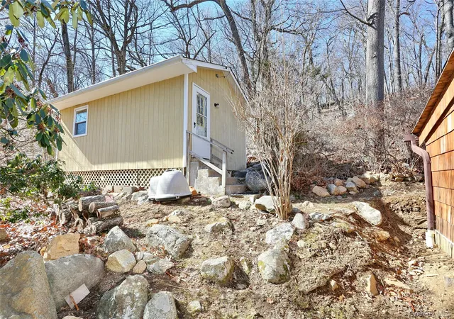 Homes for sale in Ramapo, NY | 31 Hemlock Hill Ln, Ramapo, NY 10901 | MLS# 996456