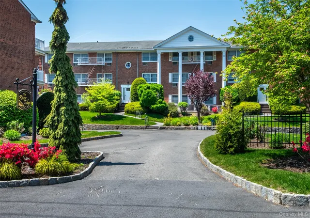 2nd image of 55 Maple Ave, Hastings On Hudson, NY 10706