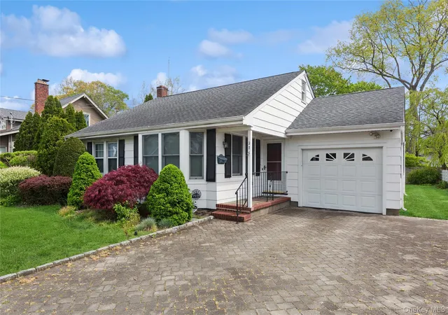 1st image of 276 Fishel Ave, Riverhead, NY 11901 | MLS# 996484