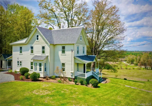 4th image of 70 Royce Rd, Kauneonga Lake, NY 12749 | MLS# 996500