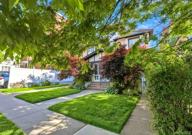 2nd image of 84 21 Beverly Rd, New York, NY 11415 | MLS# 996569