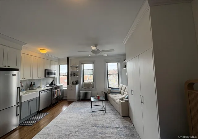 2nd image of 42 22 Ketcham St #D11, Elmhurst, NY 11373 | MLS# 996589