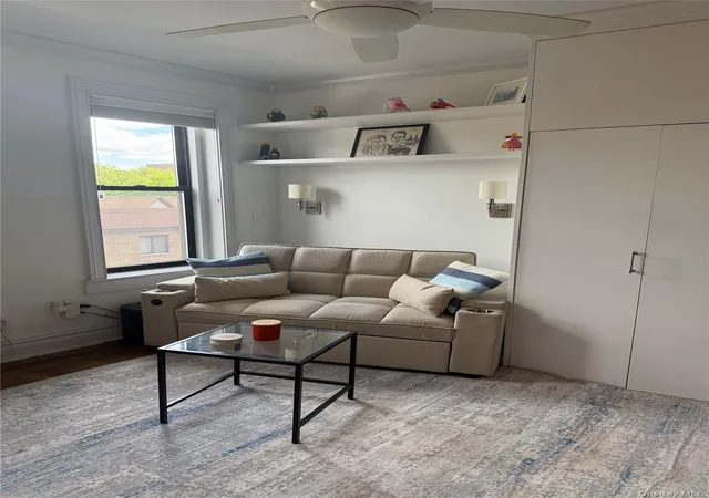 3rd image of 42-22 Ketcham St #D11, Elmhurst, NY 11373 | MLS# 996589