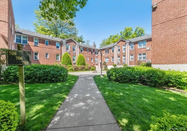 Photo 18 of Sale Pending at 708 Palmer Ct #1D, Mamaroneck, NY 10543 | MLS# 996598 | Listing updated on 2026-09-29