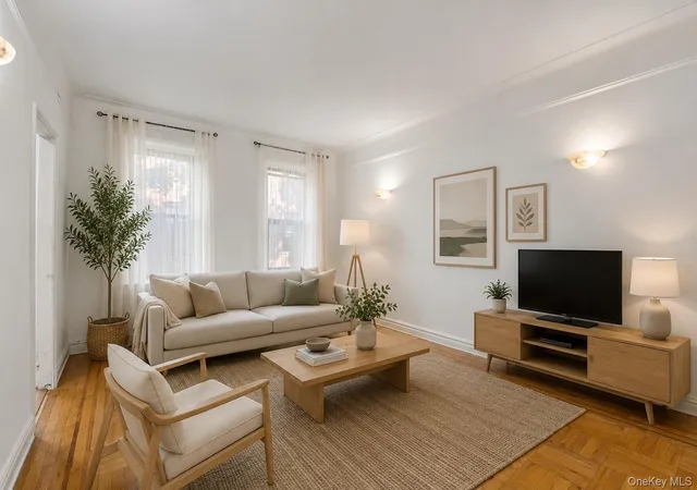 Homes for sale in New York, NY | 37 21 80th St #3M, New York, NY 11372 | MLS# 996607