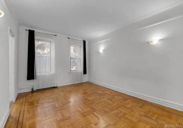 Homes for sale in New York, NY | 37 21 80th St #3M, New York, NY 11372 | MLS# 996607