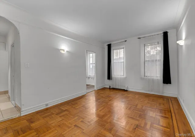 Homes for sale in New York, NY | 37-21 80Th St #3M, New York, NY 11372 | MLS# 996607