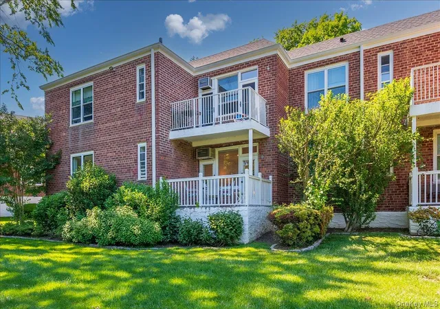 4th image of 920 Pelhamdale Ave #B1A, Pelham, NY 10803 | MLS# 996634