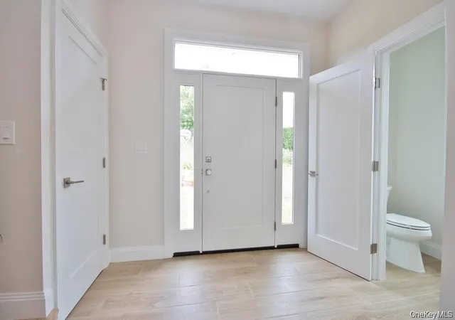 Photo 3 of Sale Pending at 32 Andrews Ln, Sleepy Hollow, NY 10591 | MLS# 996664 | Listing updated on 2026-09-26