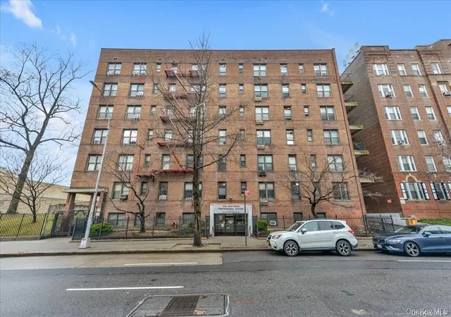 Homes for sale in New York, NY | 141-05 Northern Blvd #C1-D1, New York, NY 11354 | MLS# 996720
