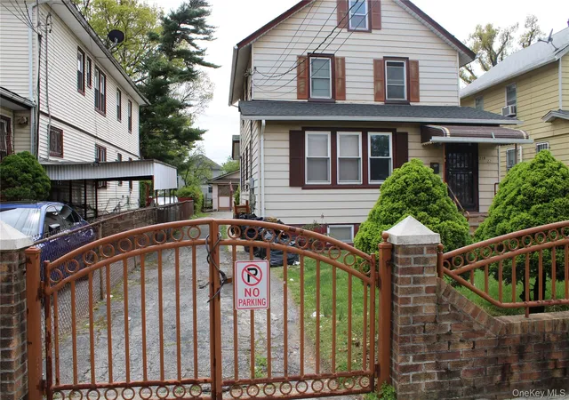 2nd image of 219 22 132nd Rd, Springfield Gardens, NY 11413 | MLS# 996756