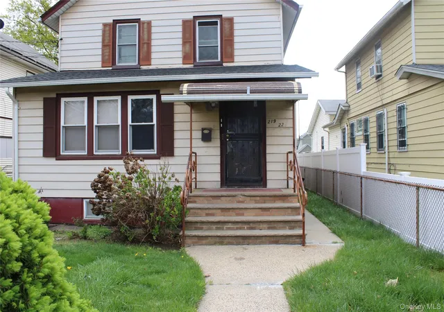 4th image of 219-22 132Nd Rd, Springfield Gardens, NY 11413 | MLS# 996756