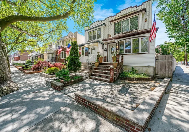 3rd image of 6908 69Th Pl, Ridgewood, NY 11385 | MLS# 996788