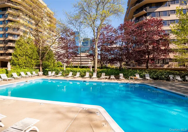 Homes for sale in White Plains, NY | 17 Hillside Ter, White Plains, NY 10601
